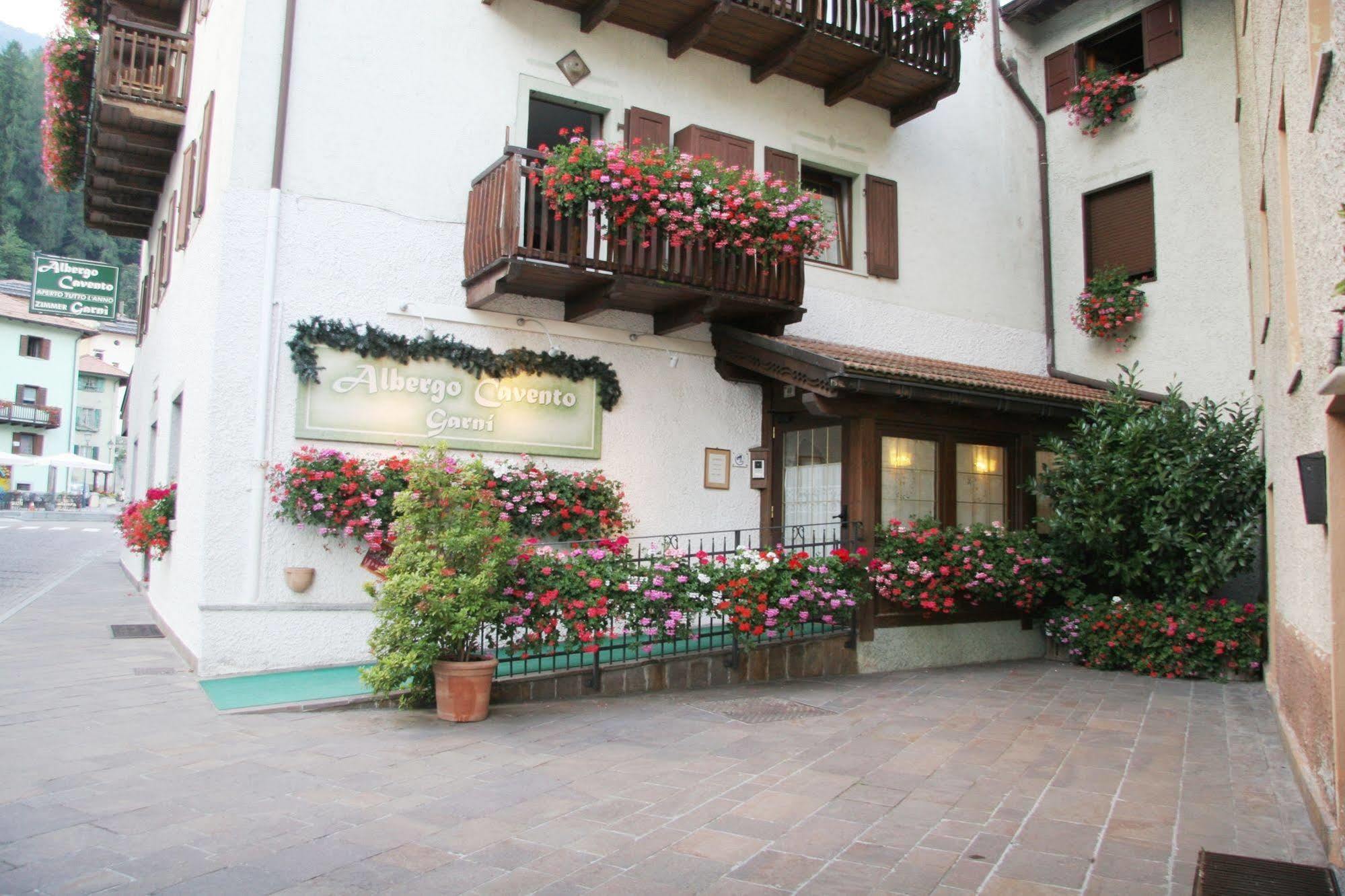 Albergo Garni Cavento Pinzolo Exterior photo